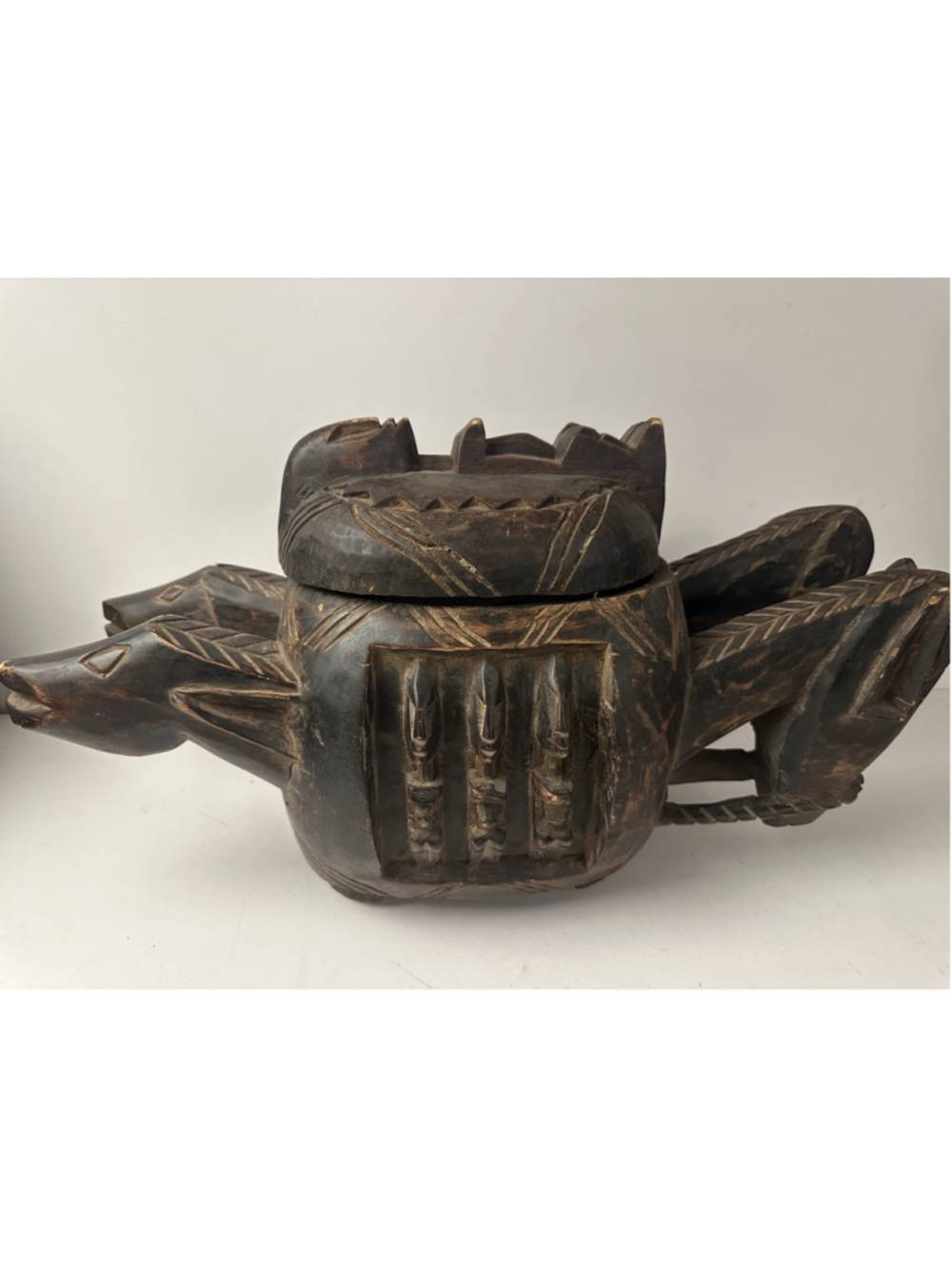 Vintage Hand Carved African Dark Wood Double Headed Animal Box Vessel Bowl Lid